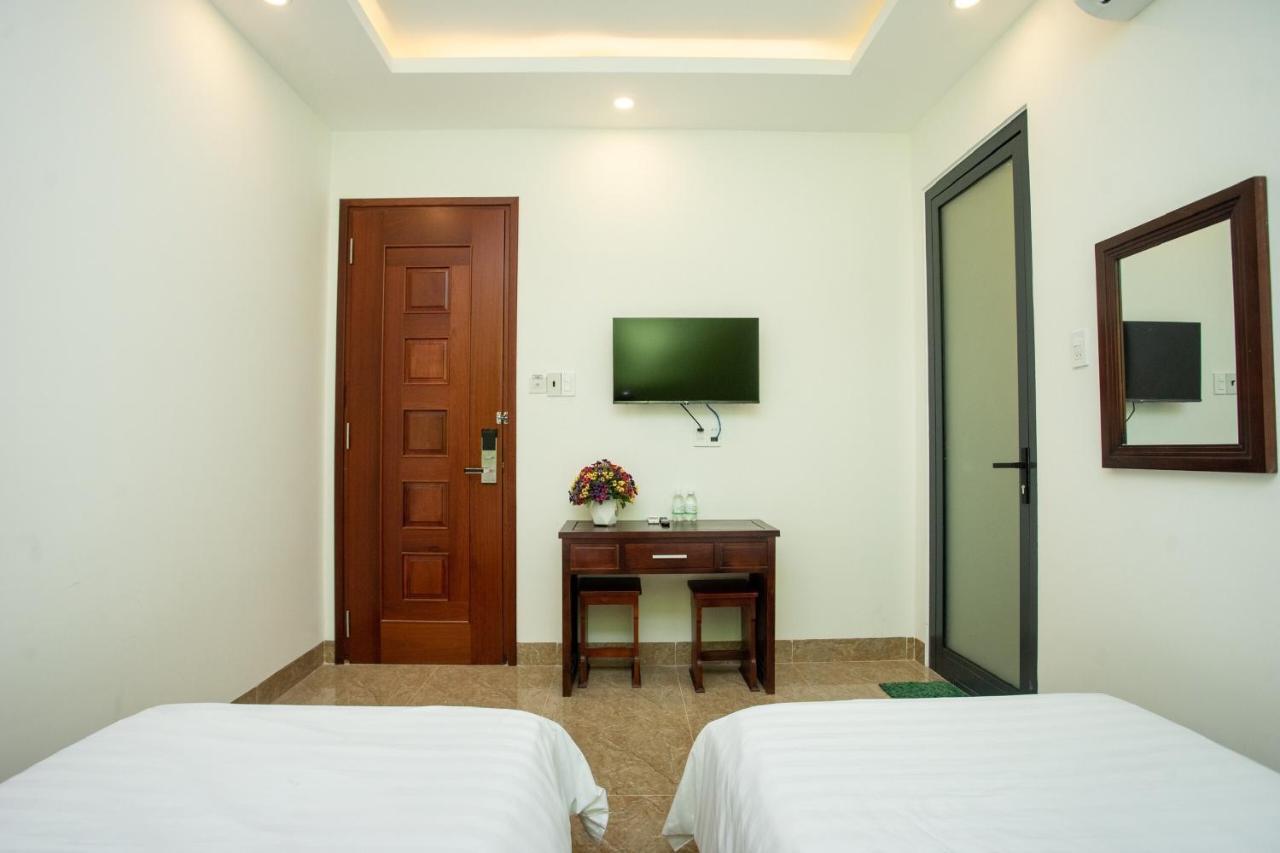 Khach San Hoang Long Hotel ญาจาง ภายนอก รูปภาพ
